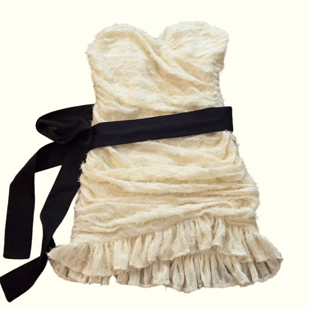 Amable by Mable Clothing Strapless Black Belt Ruched Mini Cocktail Dress Size M
